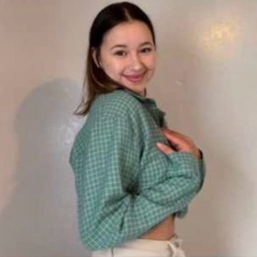 H&M Green Plaid Button Down Shirt